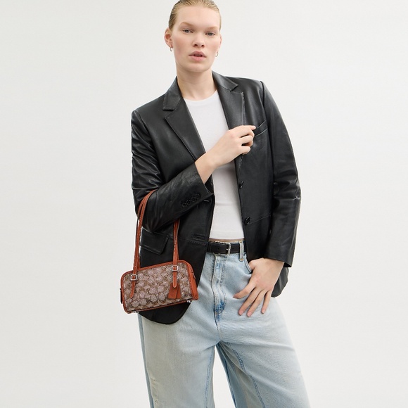 Coach Swing Zip Bag 20 In Crystal Signature Jacquard Purses NWT - Picture 3 of 9